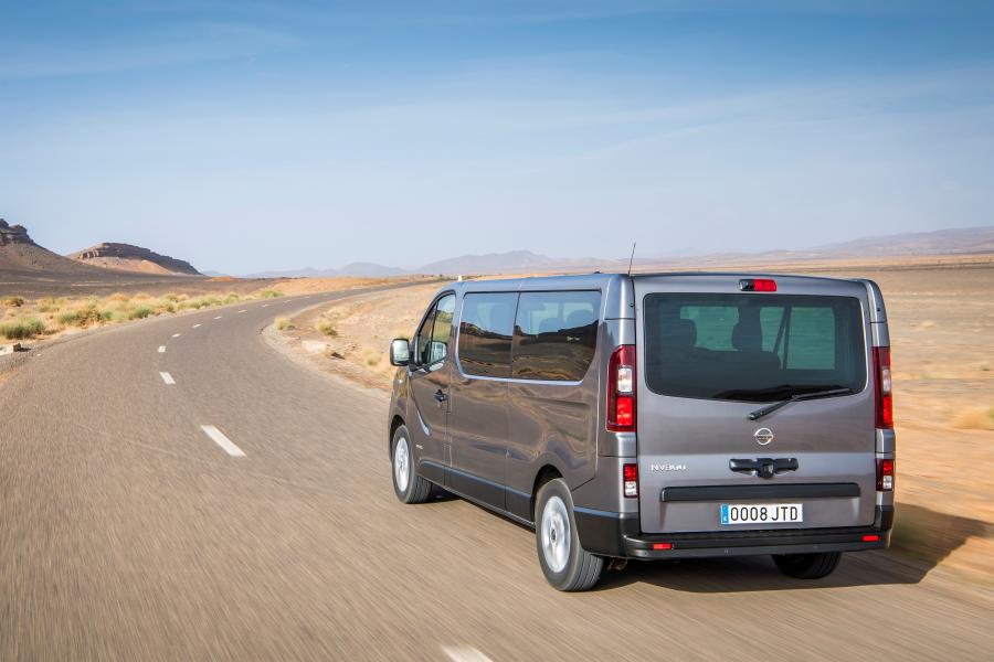 Nissan NV300 Combi 2016 года  (фото 22 из 32)